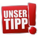 Prüfungsunterlagen und Lernplan auf dem Schreibtisch vor einer Prüfung